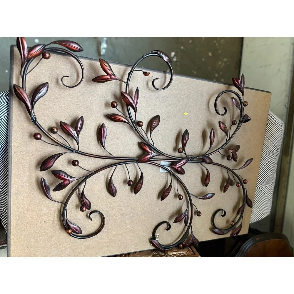 Metal Tree Branch Wall Art with Multicolor Leaves – Nature-Inspired Decorative